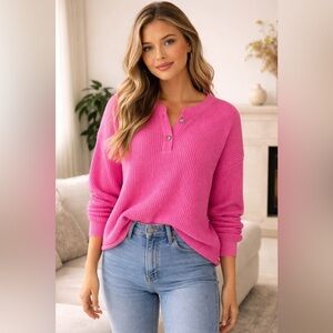 Super cozy bright pink waffle knit sweater from Old Navy size medium